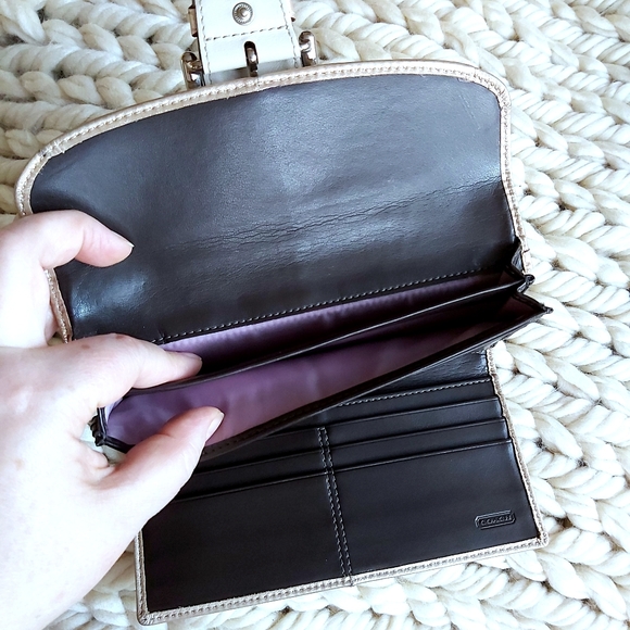 Coach Soho Gold & Brown Leather Wallet - Picture 8 of 10